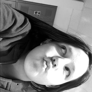 Meet your Posher, Brooke